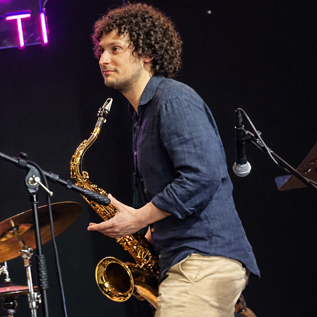 corsi-di-musica-camisano-vicenza-kroma-music-academy-torelli-matteo_full.jpg